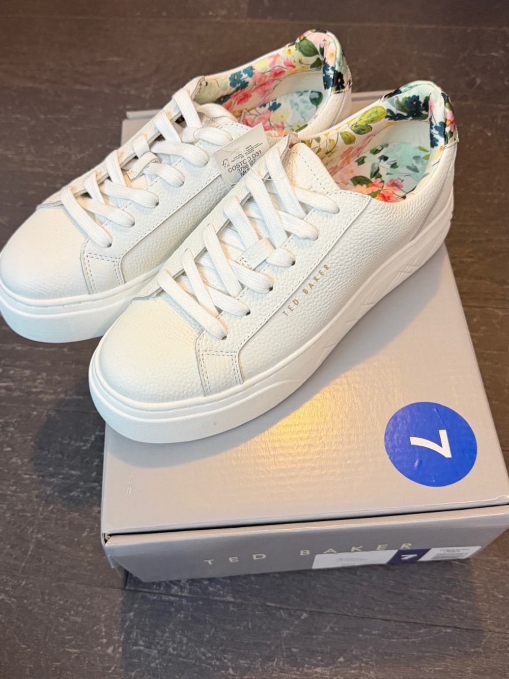 NEW Ted Baker Women White Leather Floral Sneakers Shoes US 7 w/ Box